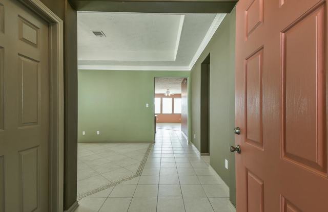6203 Menor Crest Drive Gallery 4