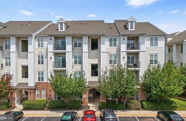 21228 MCFADDEN Square unit: 411 photos photos 21228 MCFADDEN Square unit: 411 photos photos