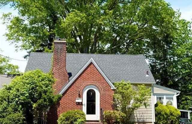 301 Hickory Avenue photos photos