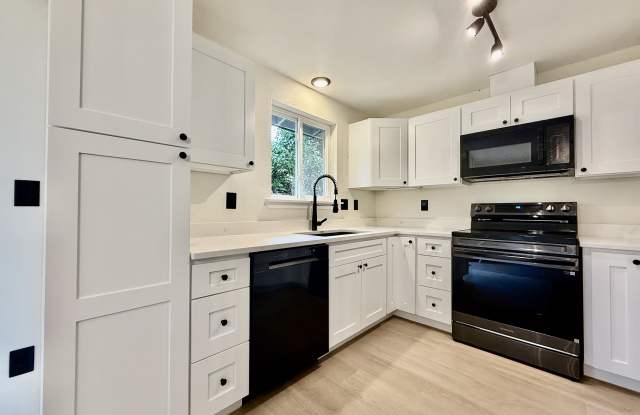 20301 71st St E photos photos