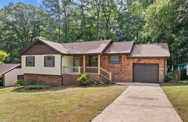 Wonderful 4 Bedroom, Renovated, Large Bonus Room, Deck, SS Appliances, Pet Friendly! - 801 Brookgreen Drive, Cary, NC 27511