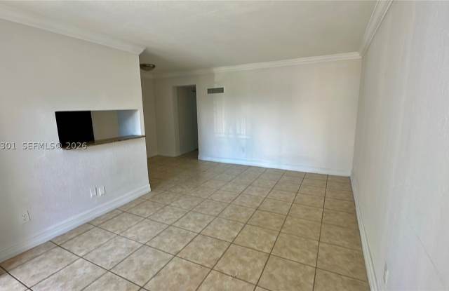 7101 SW 89th Ct Gallery 1