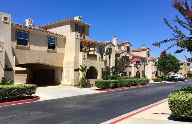 645 Hatfield Dr - 645 Hatfield Drive, San Marcos, CA 92078
