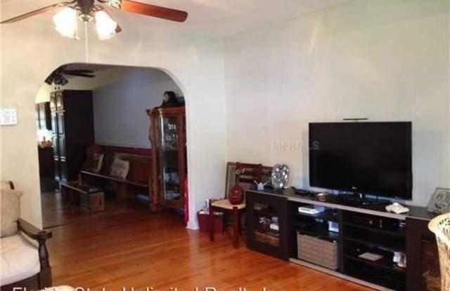 1116 Peninsular Street Gallery 4