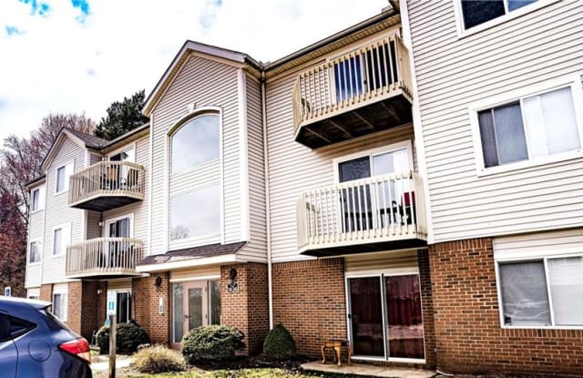 1483 Buckingham Gate Blvd - 1483 Buckingham Gate Boulevard, Cuyahoga Falls, OH 44221