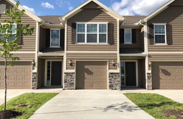 3 Bed Townhome Grain Valley photos photos