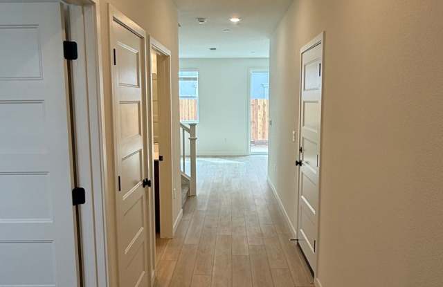 Brand New Westcott Station 4 Bedroom Home with Solar Gallery 3