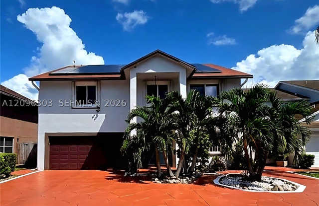 18849 NW 78th Pl Gallery 1