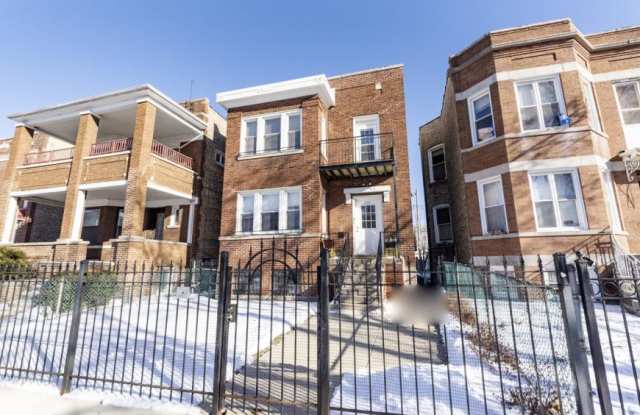 4737 North St Louis Ave photos photos