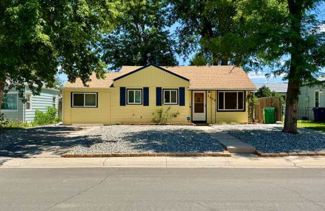 Updated 3 Bed Home with Large Yard photos photos