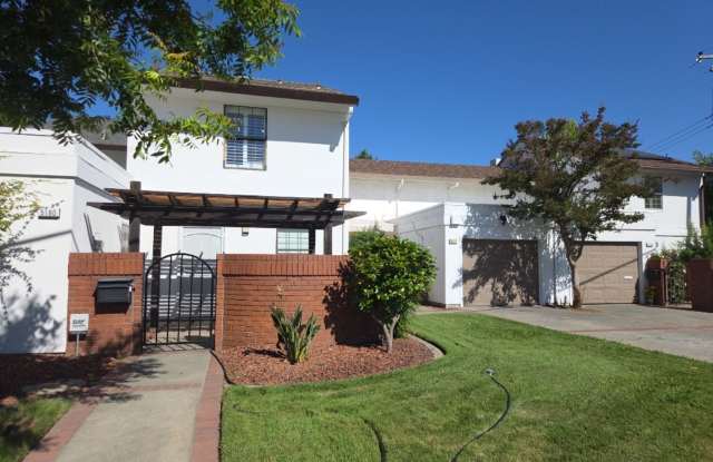Great Townhome in the Pocket area close to everything! photos photos Great Townhome in the Pocket area close to everything! photos photos