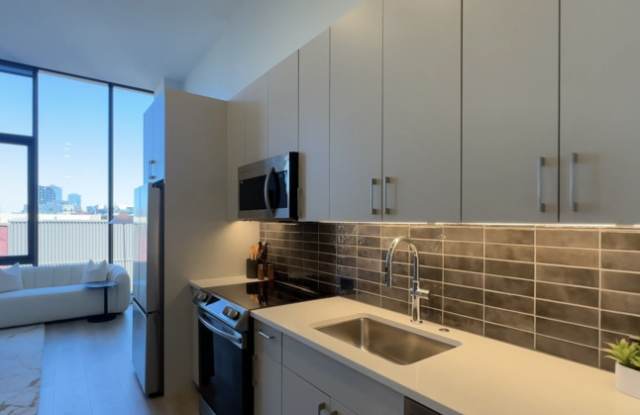 1128 W Van Buren St photos photos