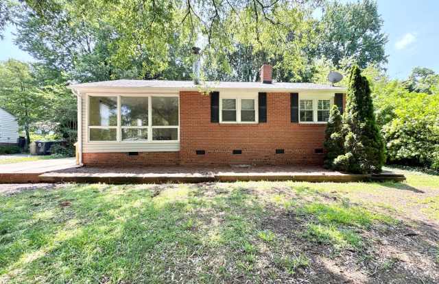 Beautiful Home with Great location photos photos