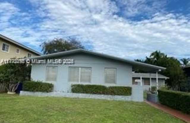 2031 NE 170th St - 2031 Northeast 170th Street, North Miami Beach, FL 33162