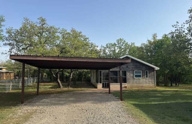 Charming 1 Bed, 1 Bath Cottage Near the Interstate Gallery 1