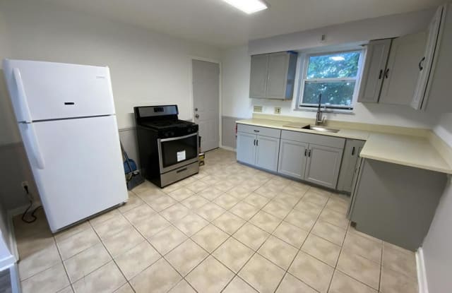 3301 Grover Street Unit D - 3301 Grover Street, McKeesport, PA 15132