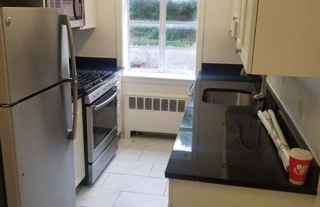 Brookline Village 2 Bed Available 9/1 photos photos