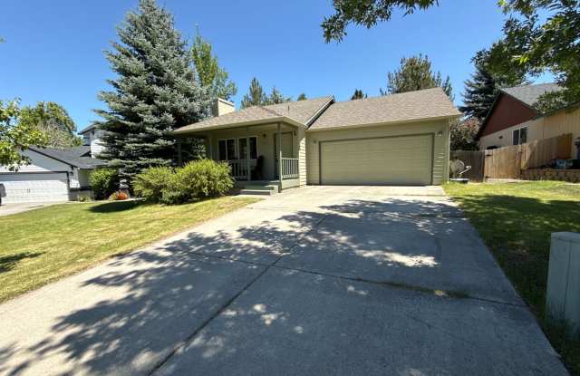 Bring the Dog, SW Old Mill Area 3 Bdrm, 2 Bath, All Appliances, Gas Heat, Dbl Garage, Fenced Yard photos photos