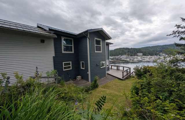 Unfurnished, 3Bd/2Ba+Den Auke Bay Home, Long Term Rental, $500 Off 1st Month photos photos