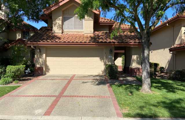 American River Canyon Folsom - 3 Bdrm, 3 Bath in gated community photos photos
