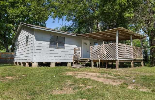 1303 West Main Street photos photos