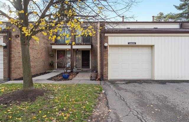 18270 UNIVERSITY PARK Drive - 18270 University Park Drive, Livonia, MI 48152