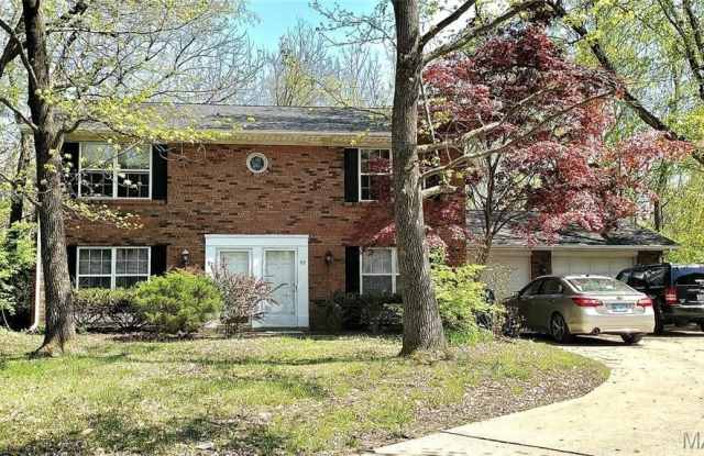 95 DEVON Court photos photos