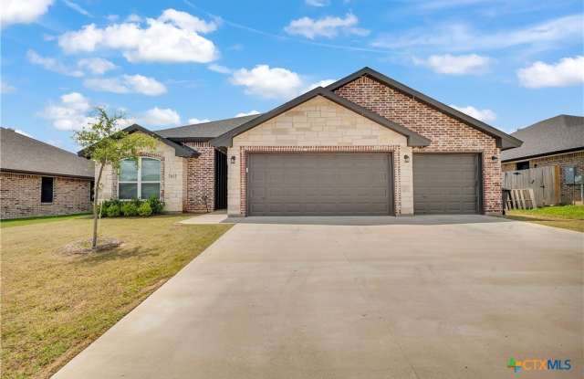 7611 Iridium Drive photos photos