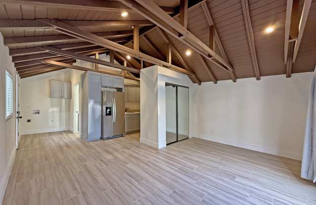 501 San Pascual Street - Studio photos photos