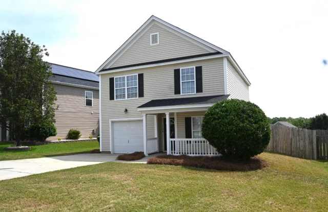 Spacious 3-Bedroom Home in Richmond Farms – Community Pool & Prime Lexington Location! Gallery 1