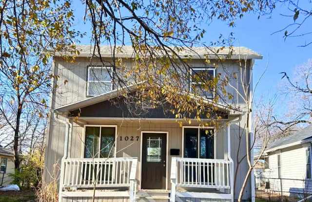 Charming 3 Bedroom Home close to Hospitals! Available Now! photos photos Charming 3 Bedroom Home close to Hospitals! Available Now! photos photos