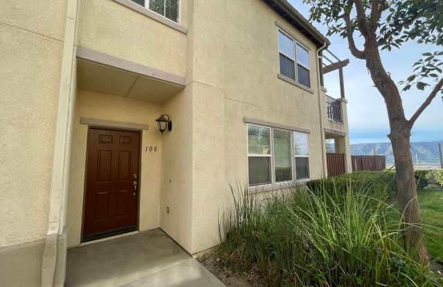 Three Bedroom Two Bathroom Condo in Lake Elsinore - 15639 Vista Way, Lake Elsinore, CA 92532