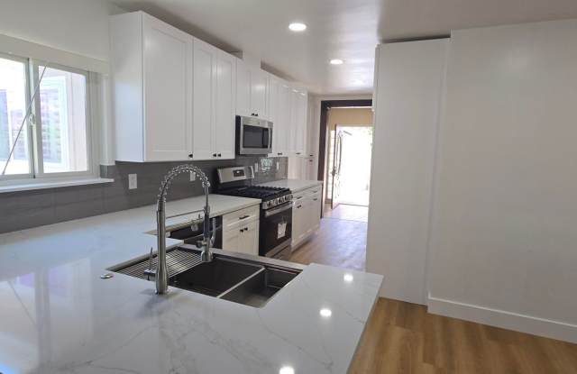 Spacious 3-Bedroom Single Family House with bonus room in Torrance- $4,400/month Gallery 1