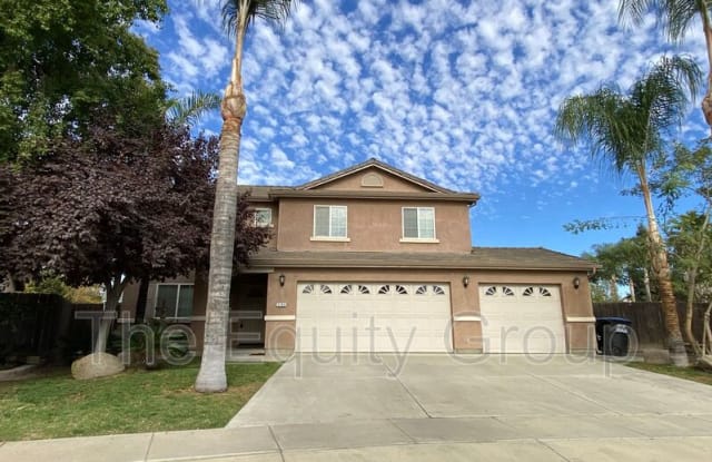 2260 E. Chestnut Court - 2260 East Chestnut Court, Visalia, CA 93292