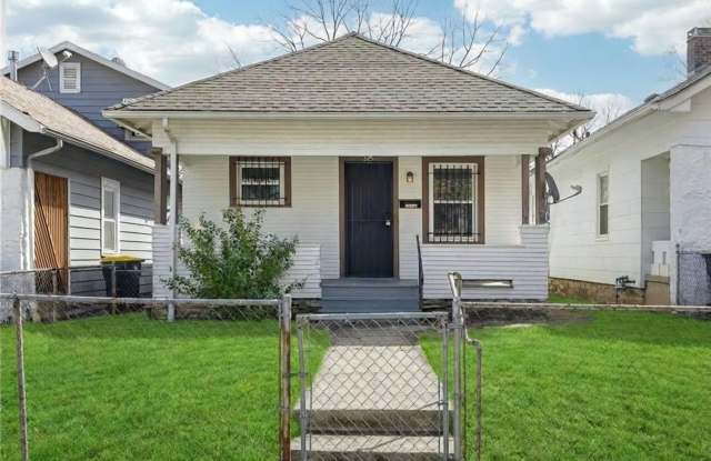 Charming Renovated 2 Bedroom Bungalow photos photos