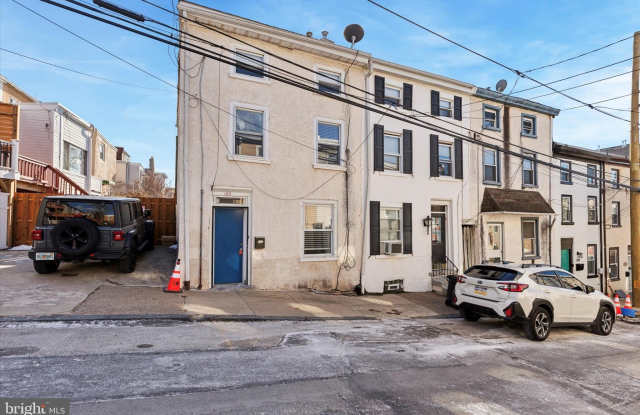 195 CONARROE STREET - 195 Conarroe Street, Philadelphia, PA 19127