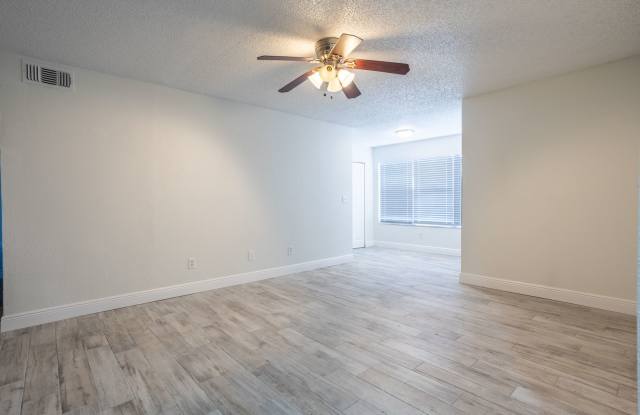 5156 Conroy Rd Unit 16 photos photos