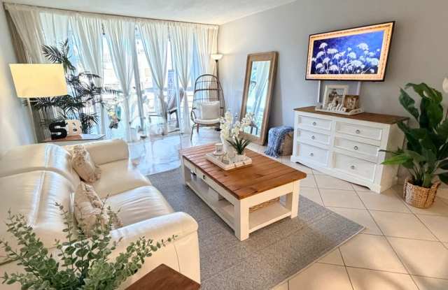 Location Location! Section 8 Welcome! Annual Rental Available Gallery 4