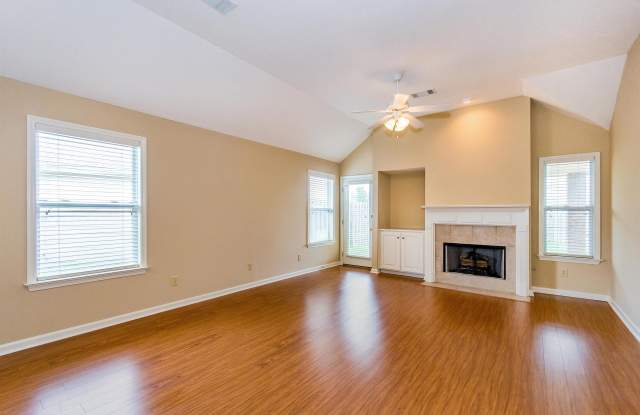 8824 Ashland Park Place Gallery 4