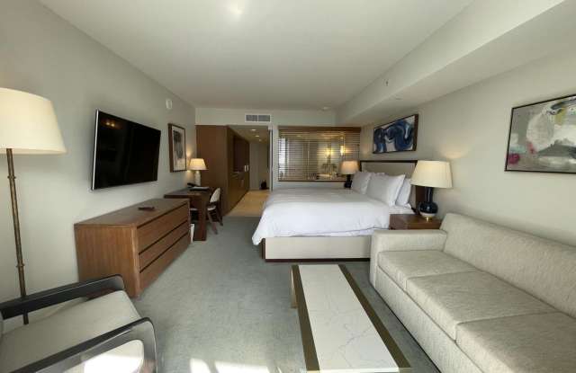 RItz Carlton Residence East Tower #1803 (Studio, 1 Bath) Gallery 1
