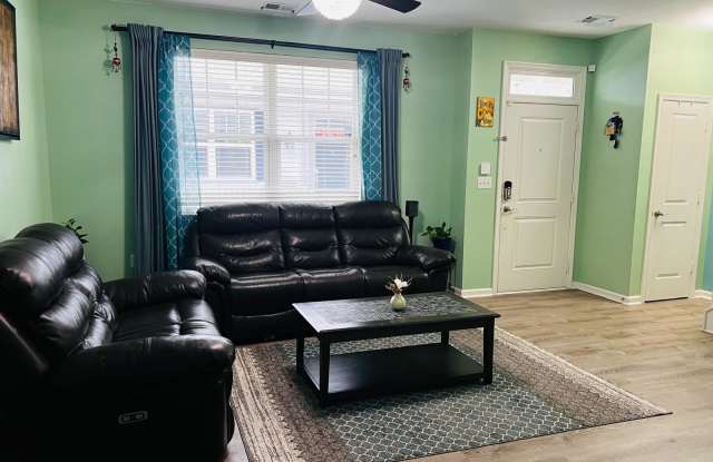 4237 Turnworth Arch - 1 Gallery 4