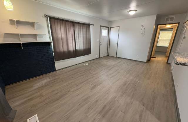 3 Bed 1 Bath Home in Stratton Meadows!!! Gallery 4