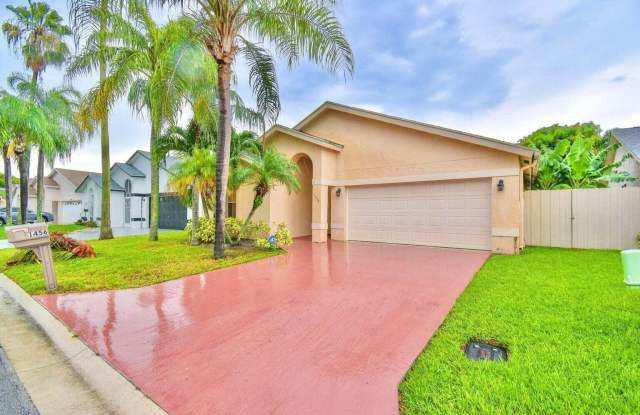 1456 Waterway Cove Drive photos photos