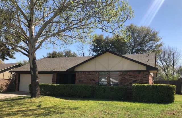 2942 Kimberly Drive - 2942 Kimberly Drive, Grapevine, TX 76051
