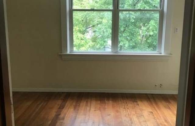 876 Beech Avenue Gallery 4
