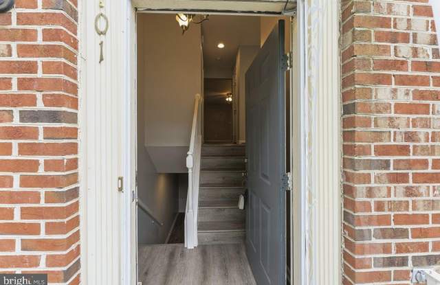 3701 ROXBURY Lane Gallery 4