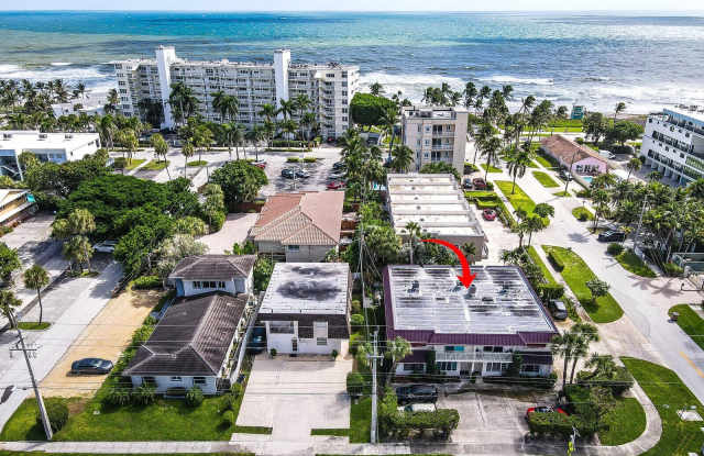 584 SE 20th Avenue unit: 2 photos photos