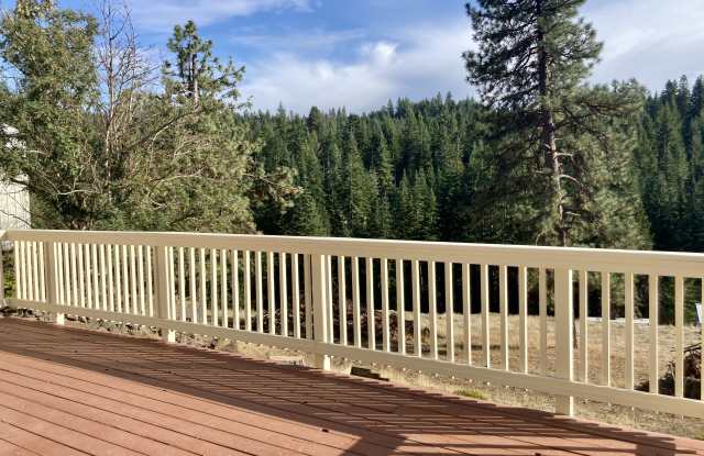 3424 E Harrison Ave - 3424 East Harrison Avenue, Kootenai County, ID 83814