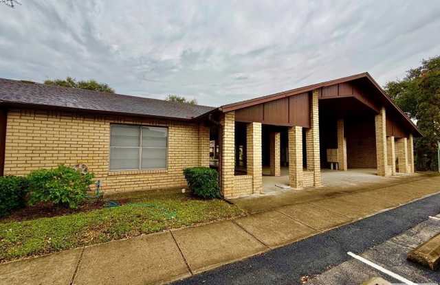 200 SANTA ANA AVE. photos photos