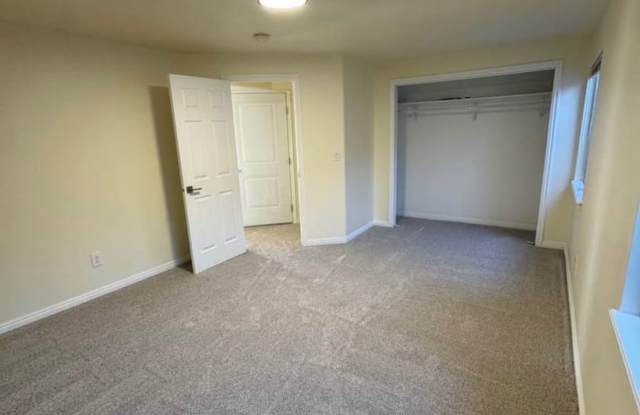 Beautiful Basement Apartment in Saratoga Springs - Available July! photos photos